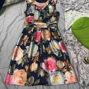 Flower patterned dress sleeveless